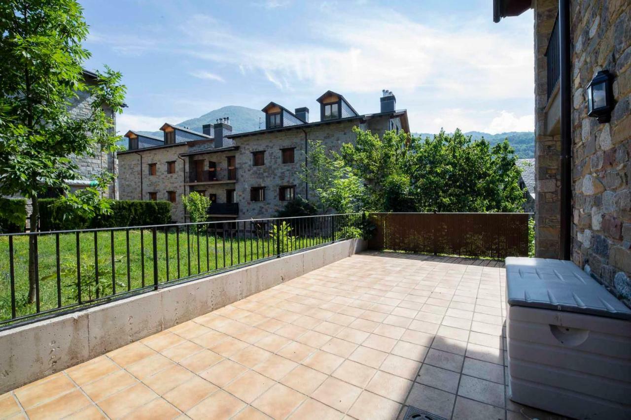 Mincholet, Bajo Con Gran Terraza Apartment Villanova Ngoại thất bức ảnh