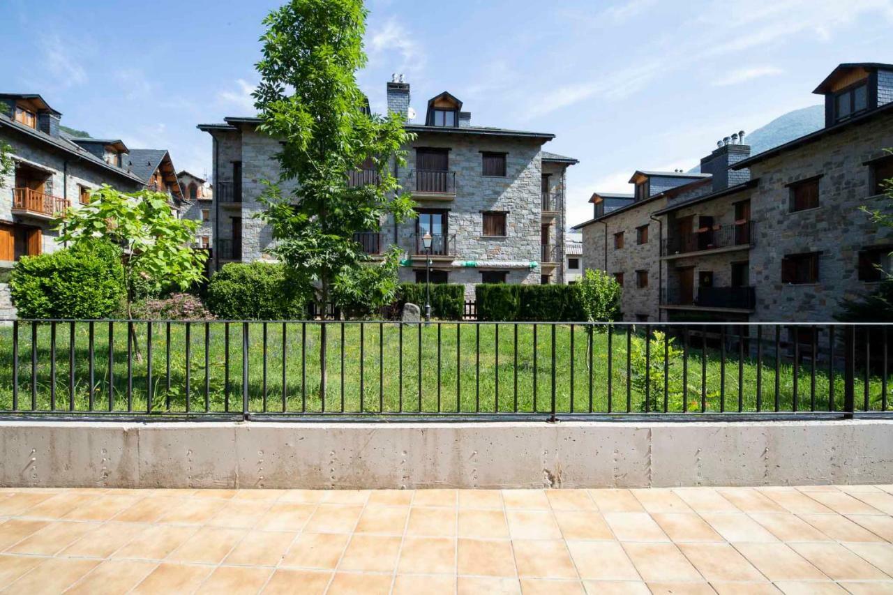 Mincholet, Bajo Con Gran Terraza Apartment Villanova Ngoại thất bức ảnh