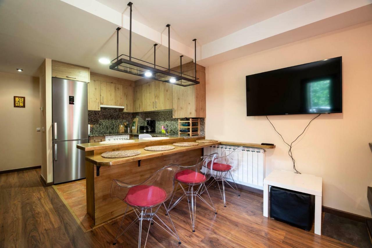 Mincholet, Bajo Con Gran Terraza Apartment Villanova Ngoại thất bức ảnh