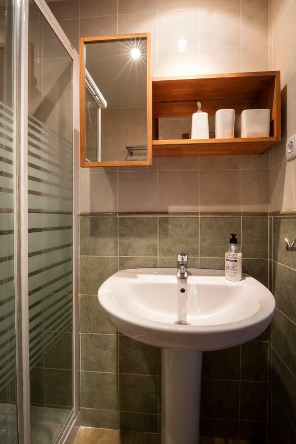 Mincholet, Bajo Con Gran Terraza Apartment Villanova Ngoại thất bức ảnh
